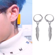 Load image into Gallery viewer, Gothic Punk Hoop Lever Back 3cm Feather Steel Earrings 4cm
