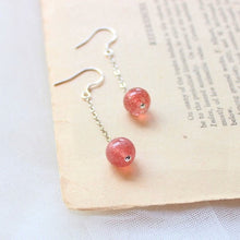 将图片加载到图库查看器，Minimalist Platinum Plated S925 8mm Red AAA Natural Strawberry Quartz Dangle Earrings Gemstone
