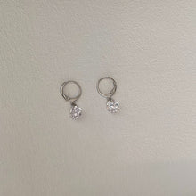 이미지를 갤러리 뷰어에 로드 , 미니멀리스트 스틸 8mm 큐빅 지르코니아 후프 레버 백 이어링
