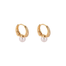 Load image into Gallery viewer, 18K Gold Plated Huggie Hoop 5/8mm Button AAA Pearls Pearl Earrings
