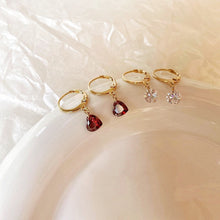 将图片加载到图库查看器，18K gold plated steel hoop earrings with a 6mm garnet heart-shaped zirconia and white round zirconia accents, perfect for adding a touch of elegance and sparkle to any outfit.
