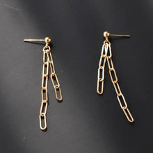 Load image into Gallery viewer, 18K gold-plated paperclip chain earrings with a 10x4mm design. Modern and minimalist, suitable for casual and formal wear.
